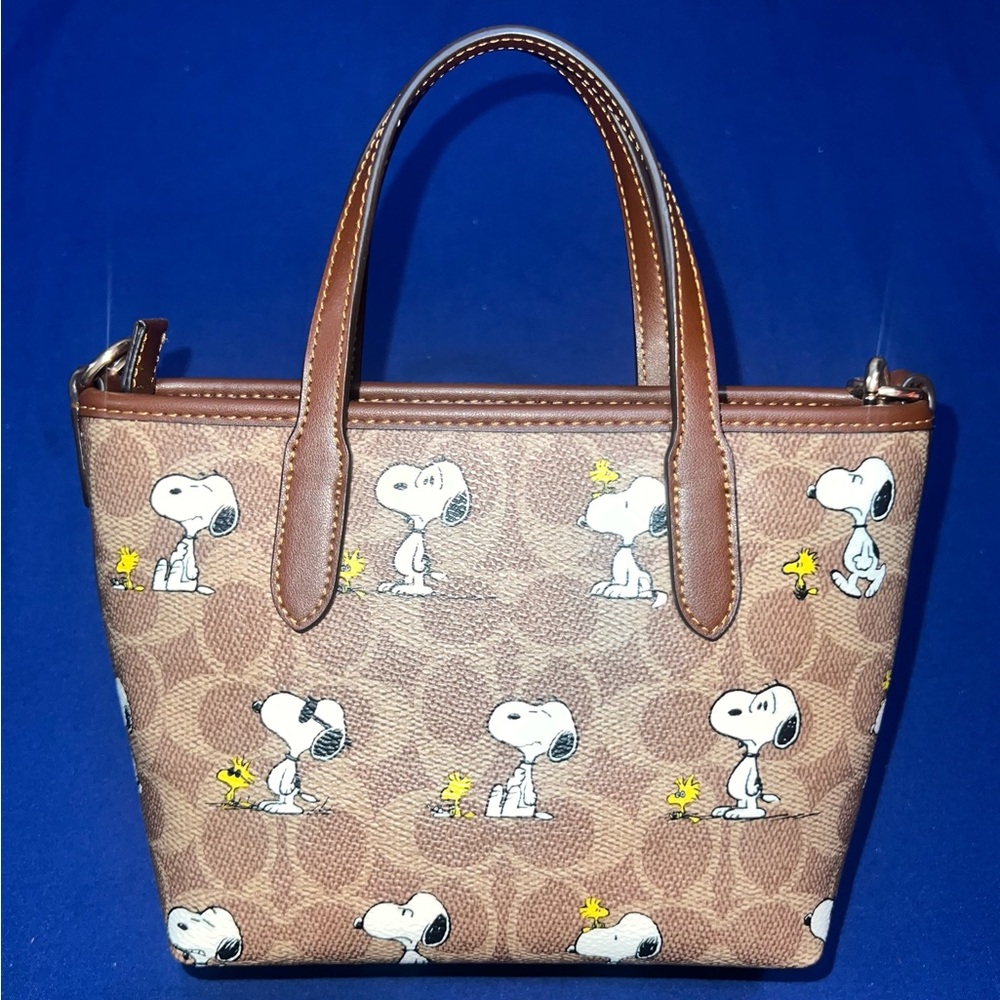 COACH X Peanuts Snoopy Mini City Tote - Picture 3 of 10